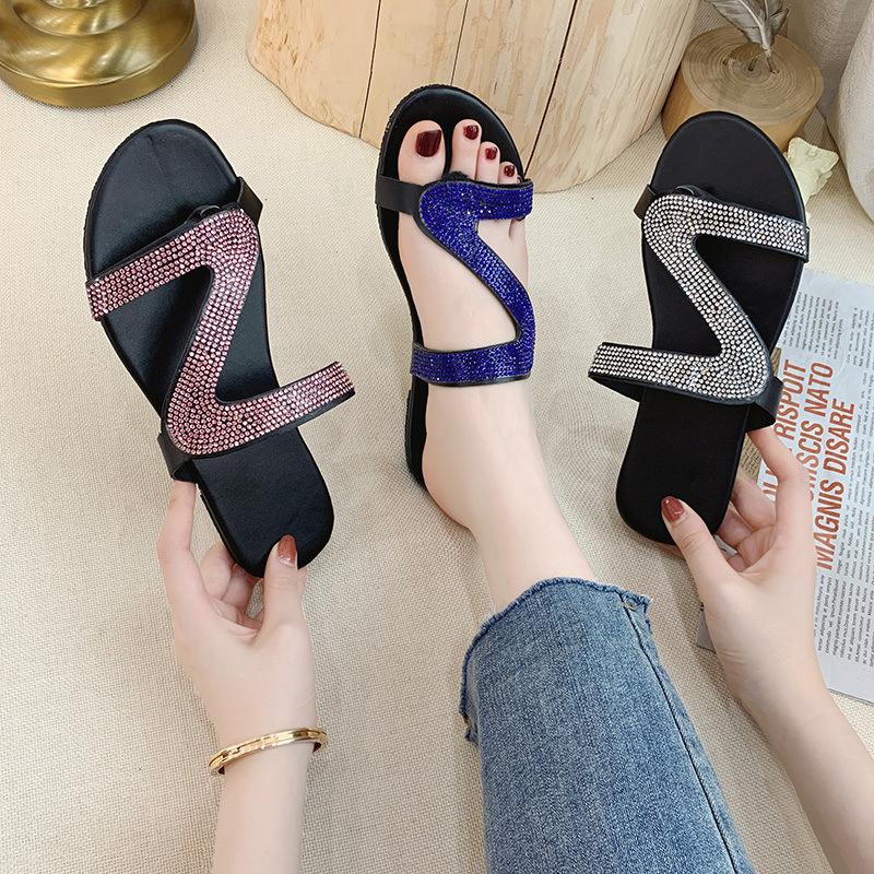 Fashion 2024 Sexy Women Sandals Fashion Rhinestones Women Slippers Outdoor Beach Flip Flops Comfortable Falt Sandals for Women Plus Size