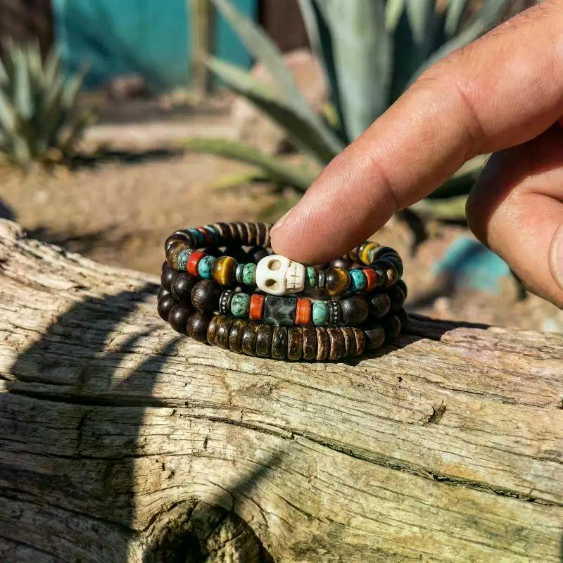 Vintage Handmade Beaded Skull Bracelet For Men Wooden Coconut Shell Beaded Bracelet Jewelry
