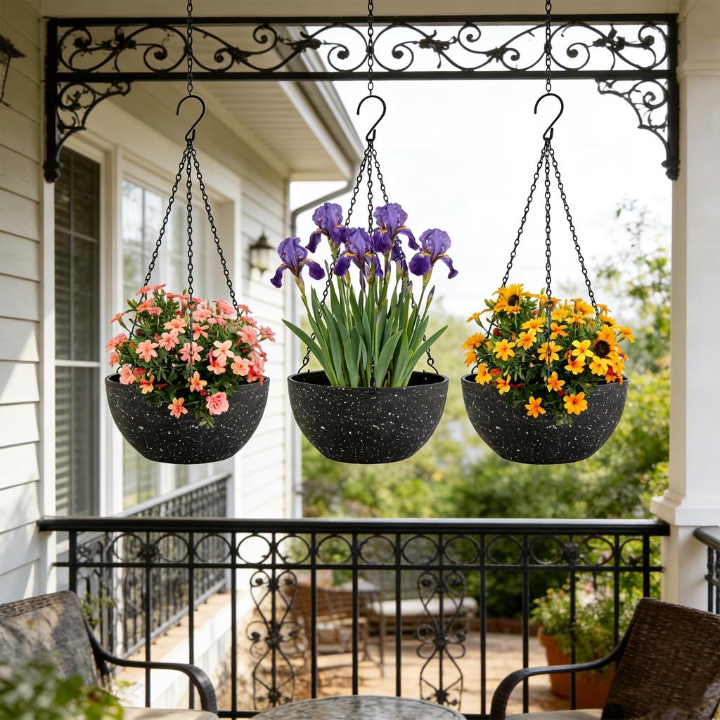 Hanging Planter Pot with Durable Chains and Hook Suitable for Indoor and Outdoor Use Ideal for Flowers and Plants Gardening Accessories