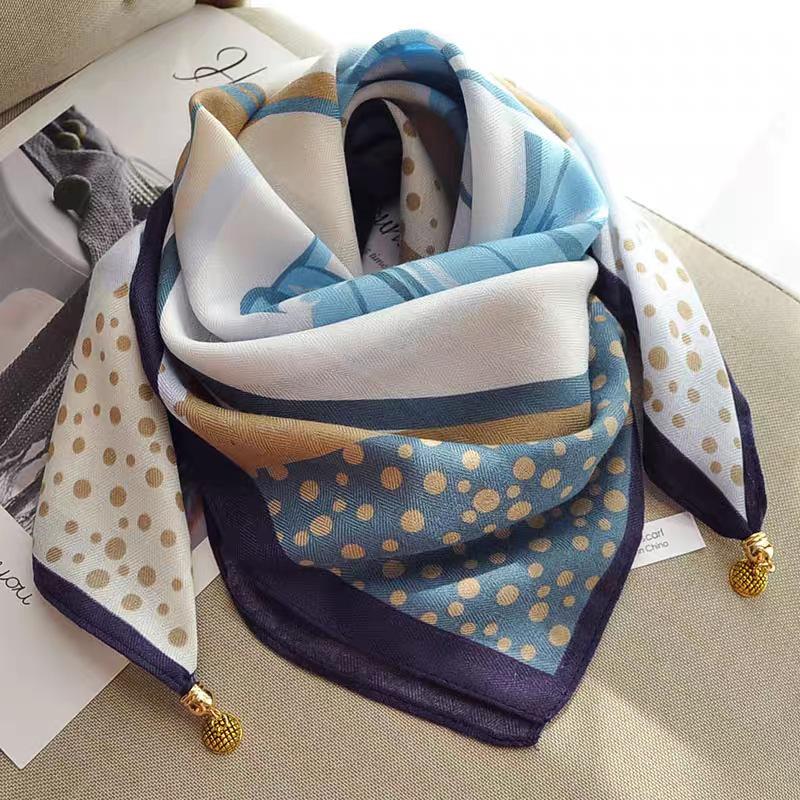 New magnetic buckle scarf for women, square scarf, lazy pendant, ins scarf, scarf, neck decoration, fashionable and versatile