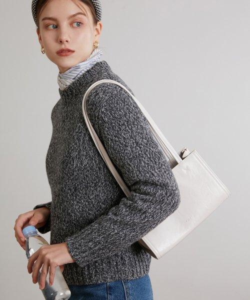 Stand Oil Oblong Bag Tiny · Oblong Bag Tiny