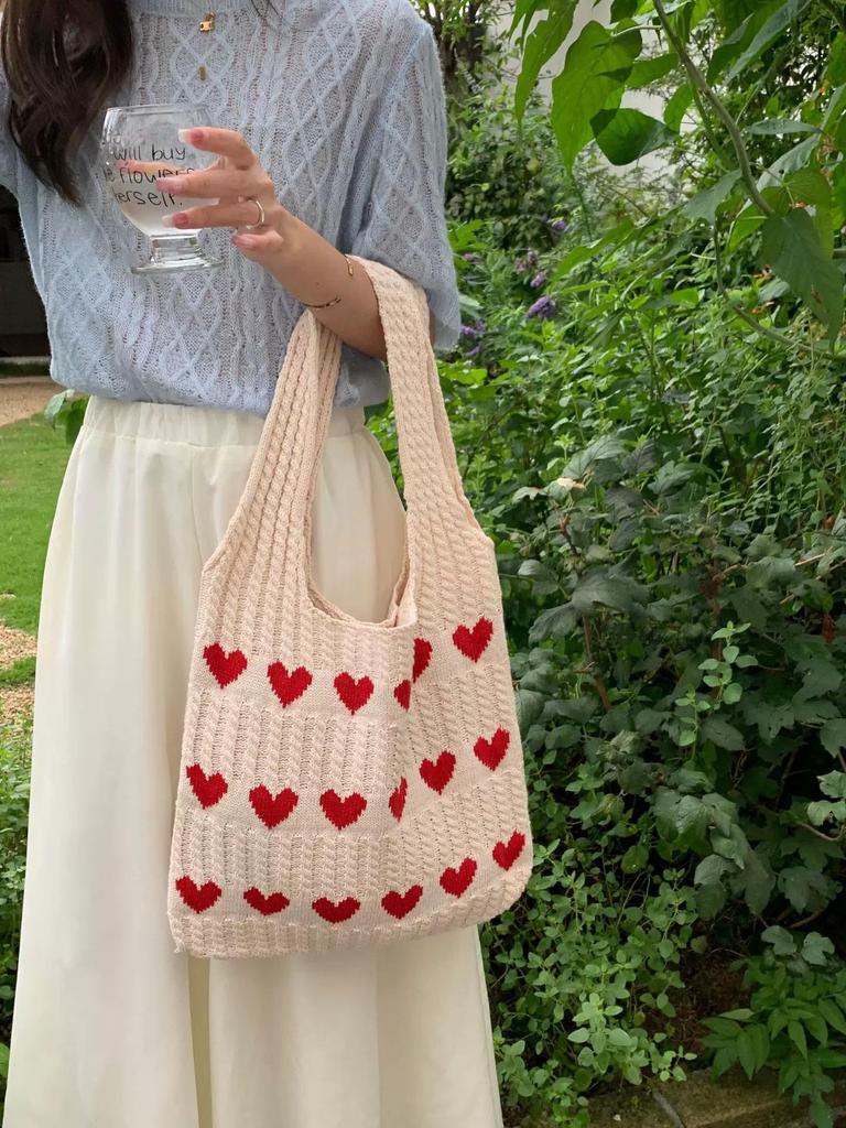 Women's Large Capacity Summer Beach Crossbody Straw Woven Bag