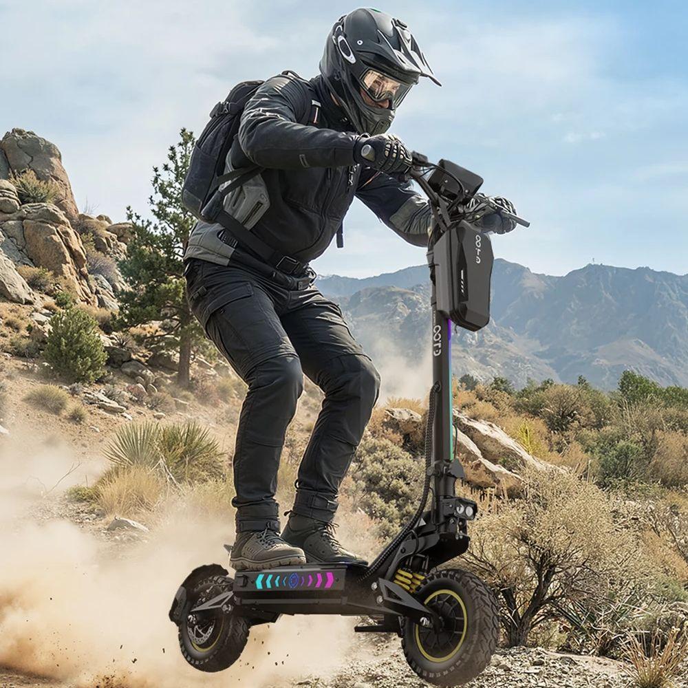 OOTD T10 Pro Elektrická koloběžka 2600W Duální výkon motoru 52V23.4AH Velká městská elektrická koloběžka LED sada Pro 11palcovou přenosnou e-koloběžku