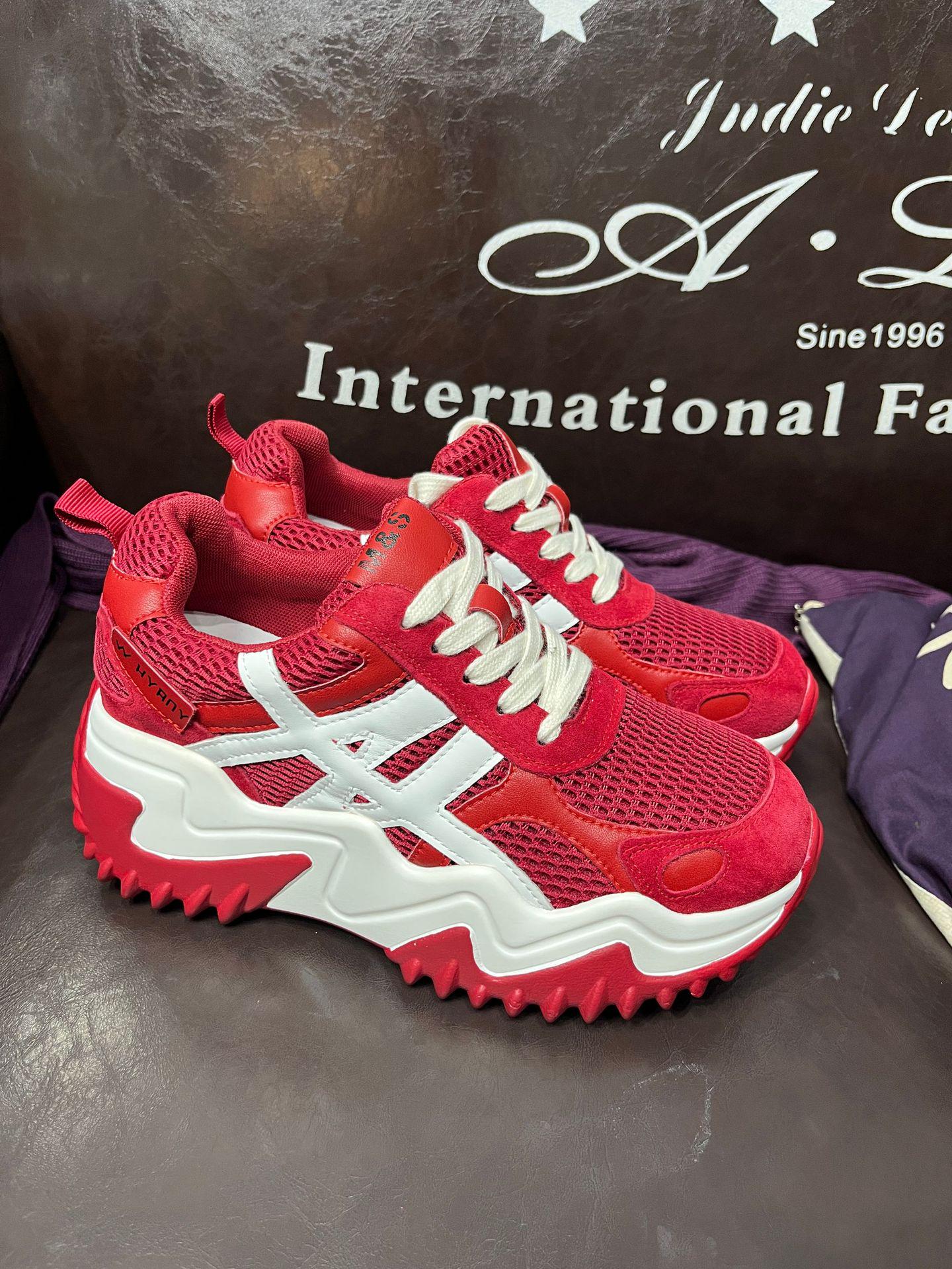 

10CM Heel German Trainer Women s 2025 Casual Autumn Shoes - Versatile Forrest Gump Style 39 червоний