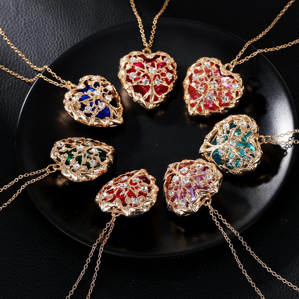 Luxury Hollow Out Heart Rhinestone Locket Pendant Necklace Green Red Pink Purple Blue Roseo Color Crystal Inside For Women