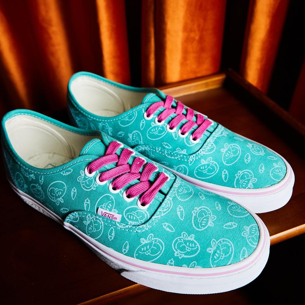 Vans Miro&Wujo X Serie Auténtica Edición Limitada Año del Conejo Zapatillas de Skate Clásicas de Caña Baja Unisex Azul Rosa VN0A5JMPC35
