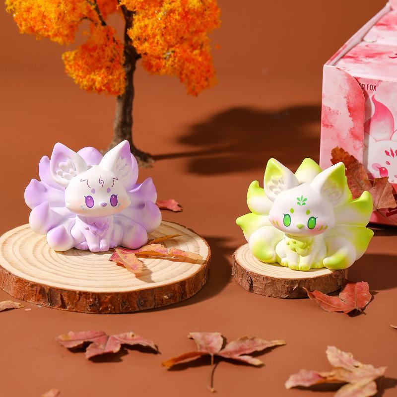 1Pcs Nine Tailed Fox Resin Car Ornament Handcrafted Exquisite Desktop Decoration for Office Study Fox Lovers Birthday Gift