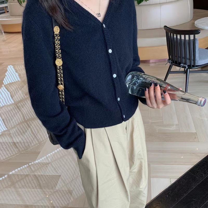 Autumn/Winter '23 Women's Korean V-Neck Pure Wool Cardigan Sweater