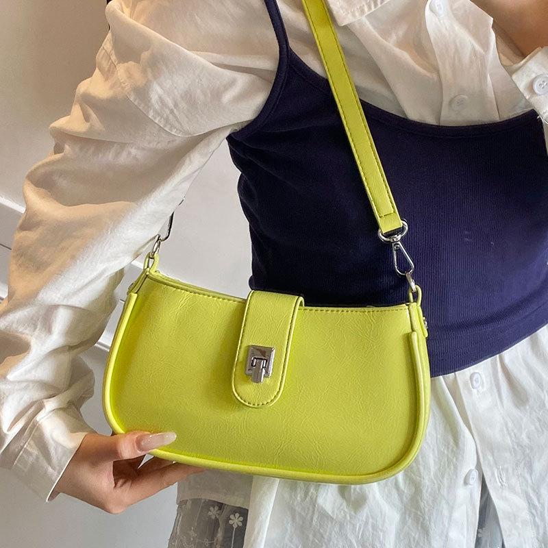 Spring and Summer New Simple and Versatile Niche Oil Wax Leather Underarm Bag Women's Fashion Personality High Quality Shoulder Messenger Bag