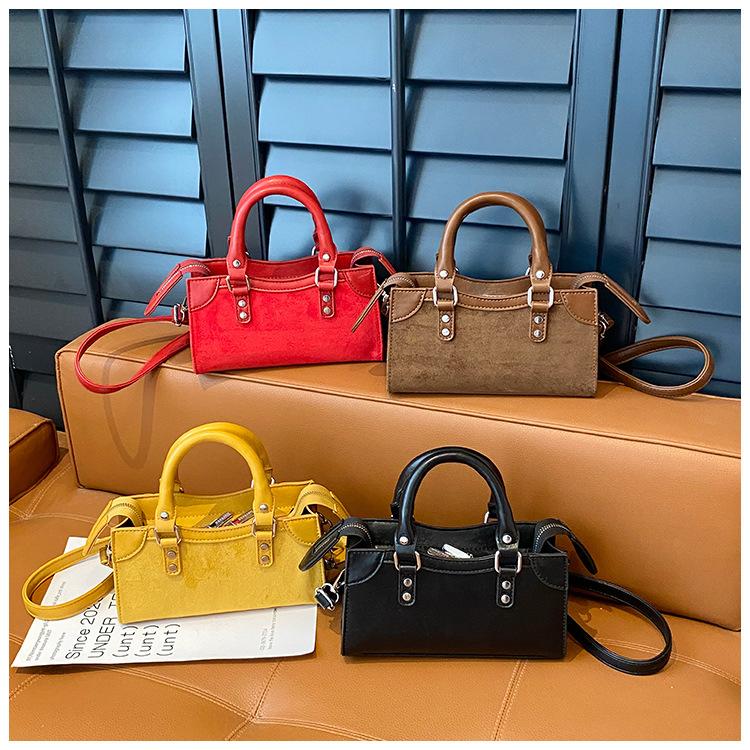 Premium hand bag portable small square bag women's 2025 new retro fashion versatile matte messenger bag shoulder bag