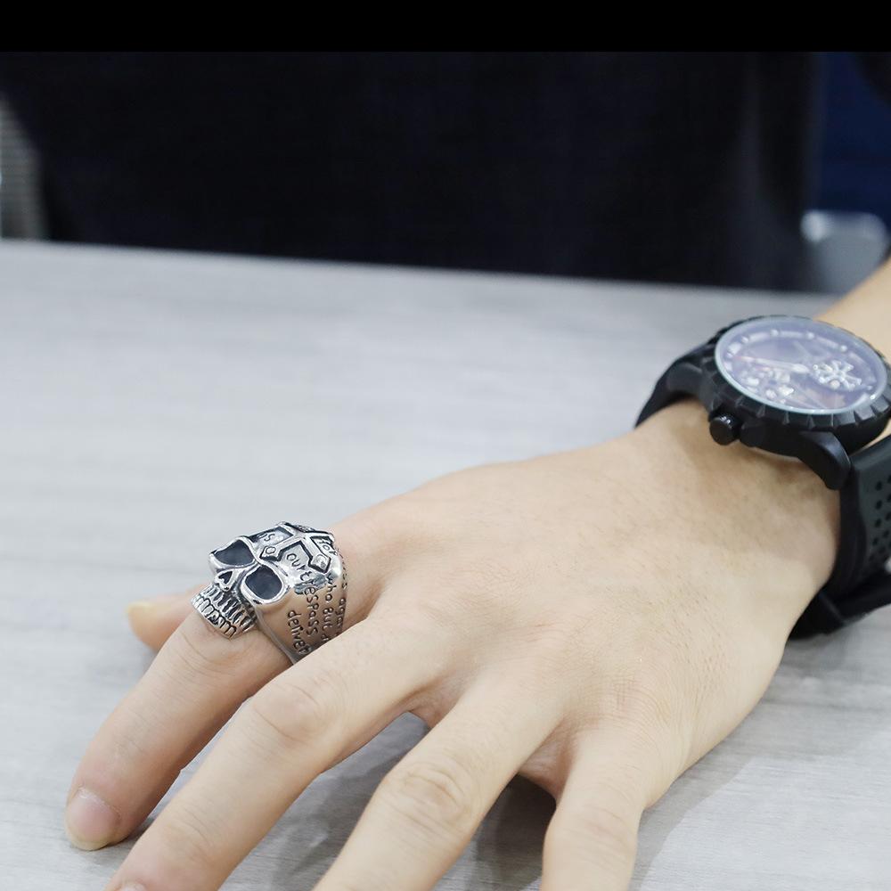 Personalized Hipster Cross Skull Ring Does Not Fade Titanium Steel Ring Jewelry Men