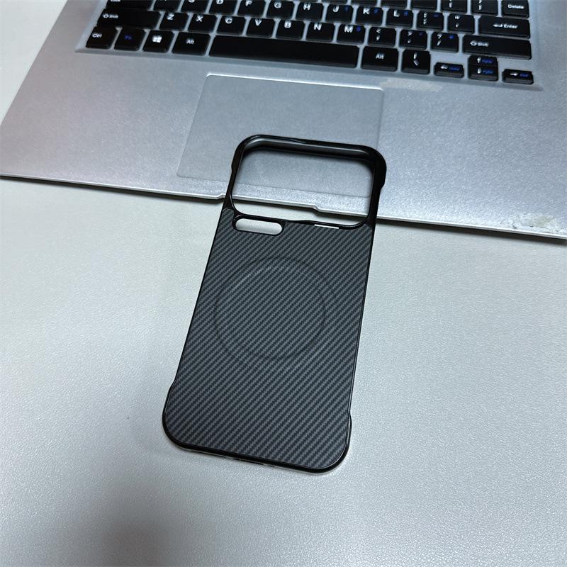 Applicable to Xiaomi 17ProMax carbon fiber pattern sticker borderless mobile phone case Xiaomi 15 magnetic POCOX7Pro case