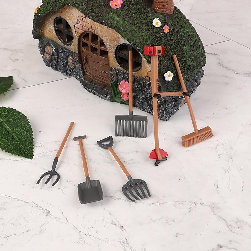 1 Set Puppenhaus Miniatur Vintage Simulation Bauernhofwerkzeuge Zusammengebauter Wagen Landwirtschaftliches Fahrzeugmodell Gartenbauwerkzeuge DIY Dekoration