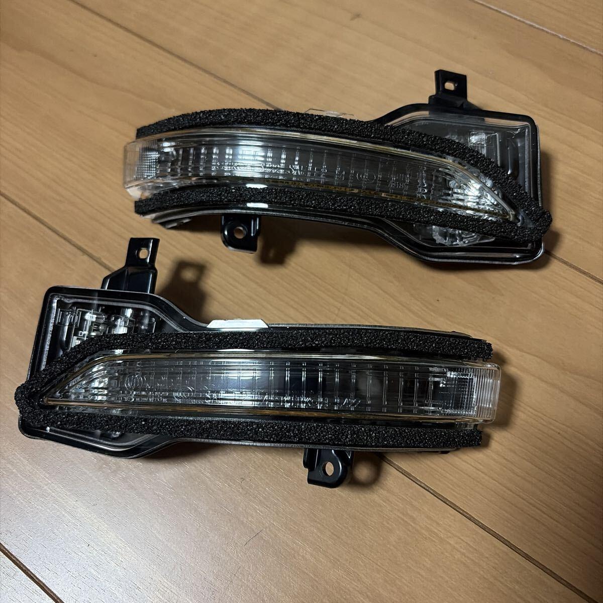 SUBARU Genuine Forester SK Turn Signal Left and Right ICHIKOH 5422 Side Door Mirror Turn Signal Turn Signal SK5 SKE SK9 Subaru