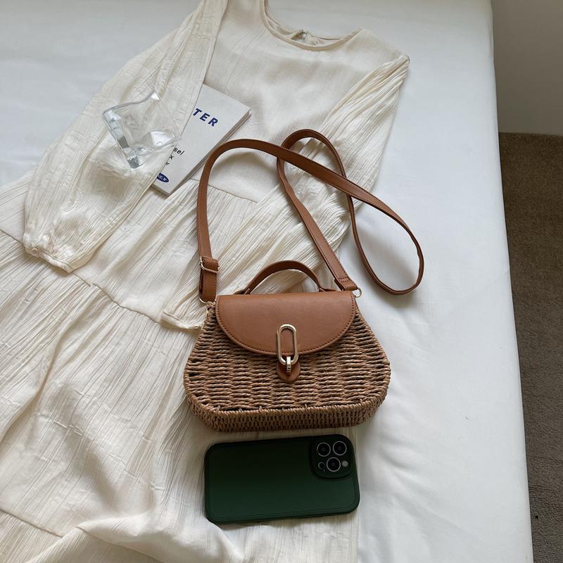 Straw Beach Bag PU Leather Summer Shoulder Bag Flap Handbag Handmade Clutch Purse for Women