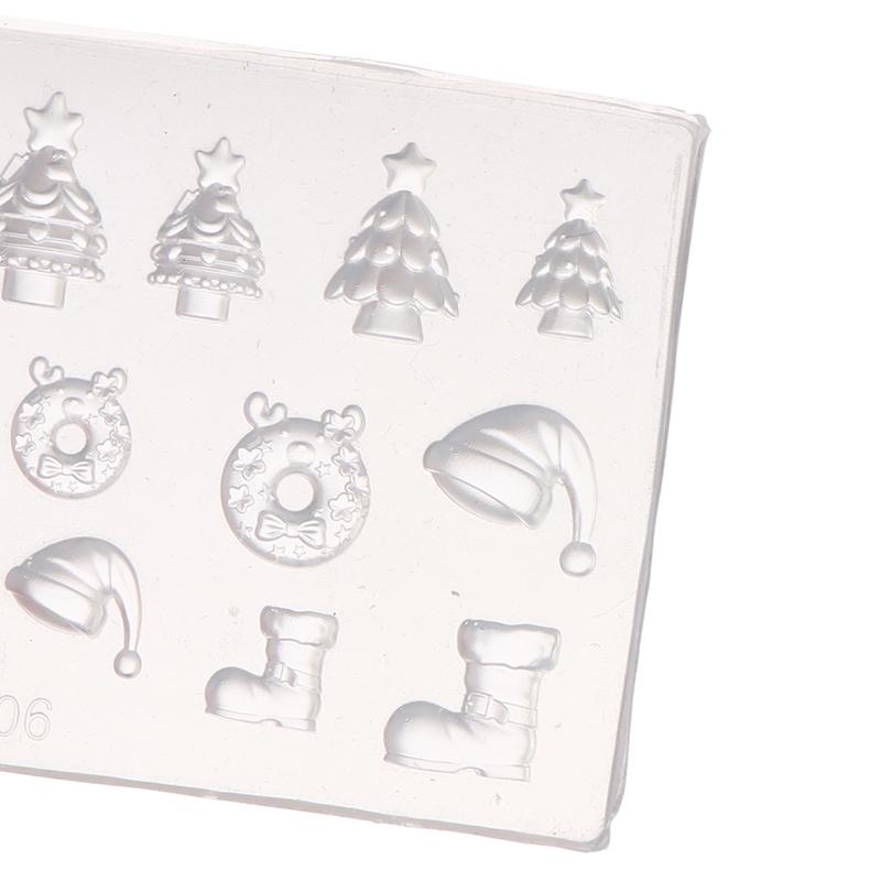 3D Silicone Nail Mold For Diy Nail Art Christmas Tree Snowman Bell Gingerbread Man Transparent Design Template Manicure Tool