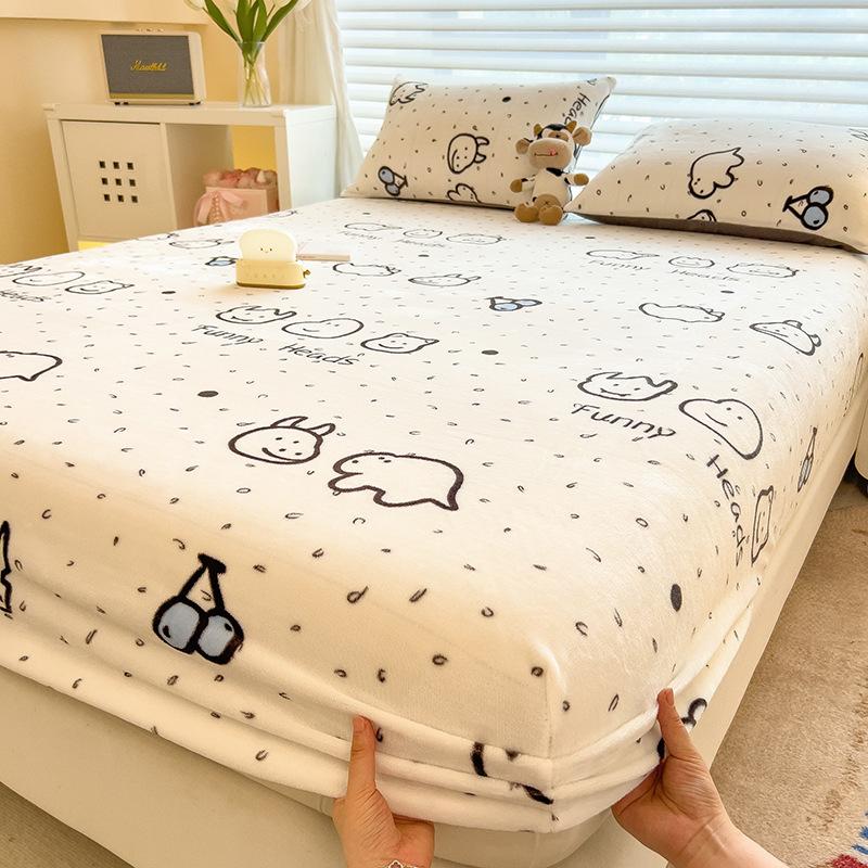 Winter Warm Flannel Fleece Bed Sheet Cartoon Flower Printed Thick Bed Sheets for Winter Single/Queen/King Soft Plush Bed Sheet