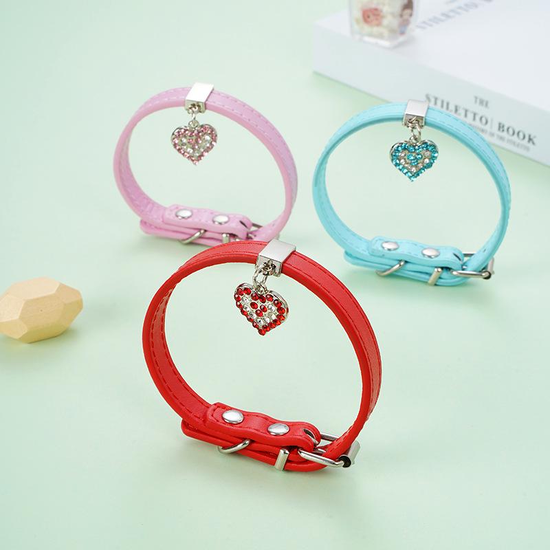 New Cute Pet Collar with Heart Pendant and Safety Buckle for Dogs and Cats