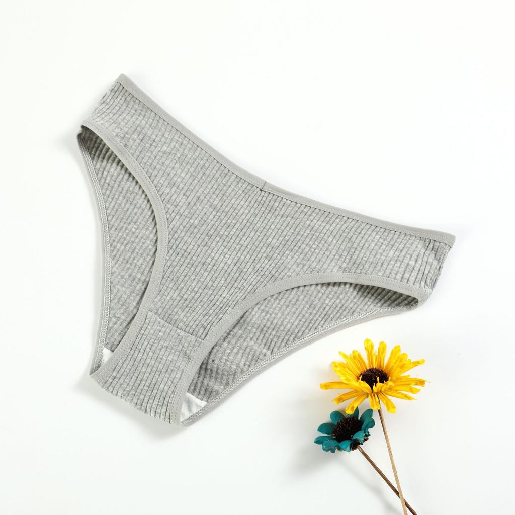 Women Spring and Summer New Cotton Pure Color Breathable Hip Breathable V Shaped Low Waist Briefs
