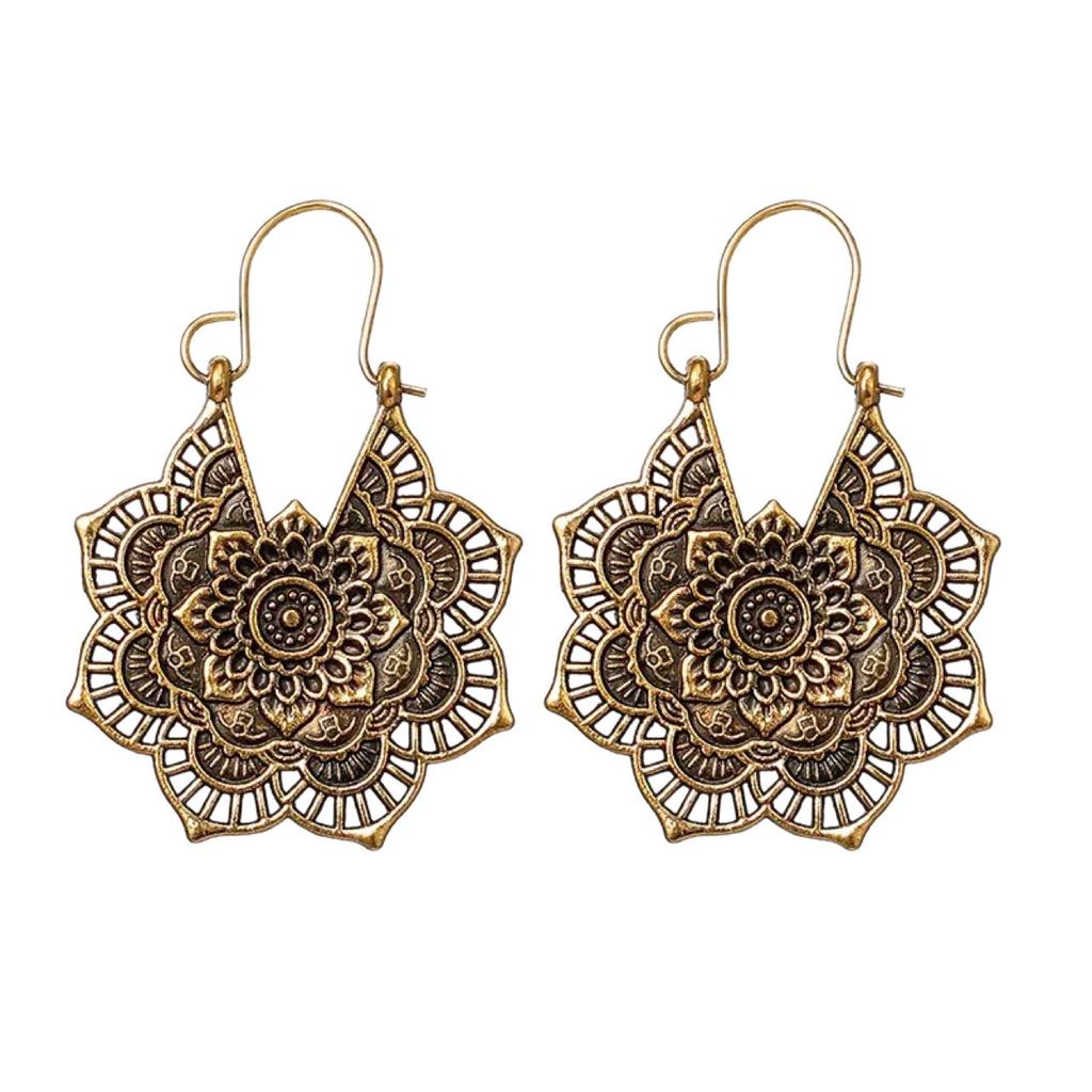 Hollow Flower Earrings for Ladies, Vintage Bohemian Carved Court Earrings