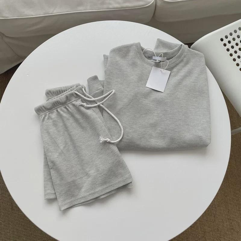 Women's Vintage Waffle Knit Long Sleeve Top & Shorts Set with Pockets