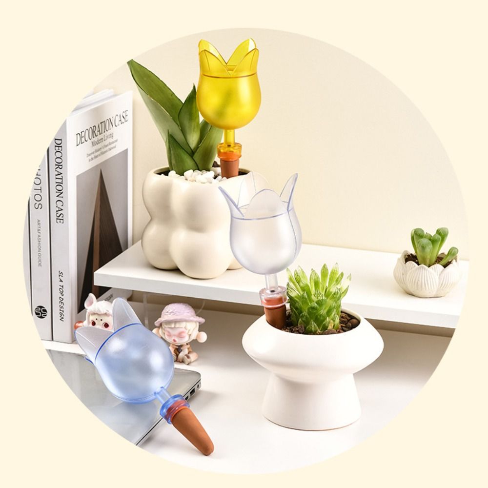 Clear Plant Automatic Watering System Balls Tulip Shape Self Watering Globes Plant Waterer
