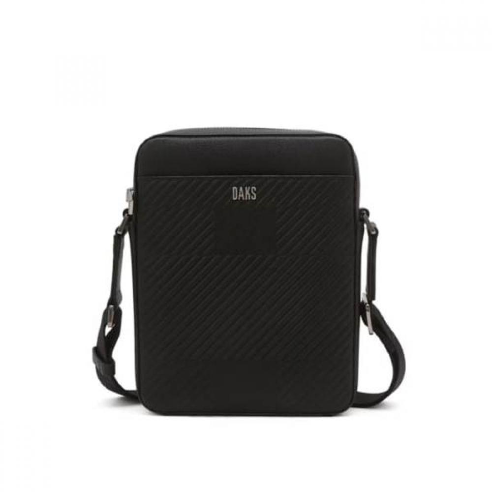 Daks Mini Crossbody Bag Black Cowhide Dbba6f319bk