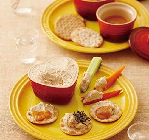 Le Creuset Round Plate, 23 cm, Cherry Red, Heat and Cold Resistant, Microwave and Oven Safe, Oven Dish, Bakeware [Official Japanese Product]