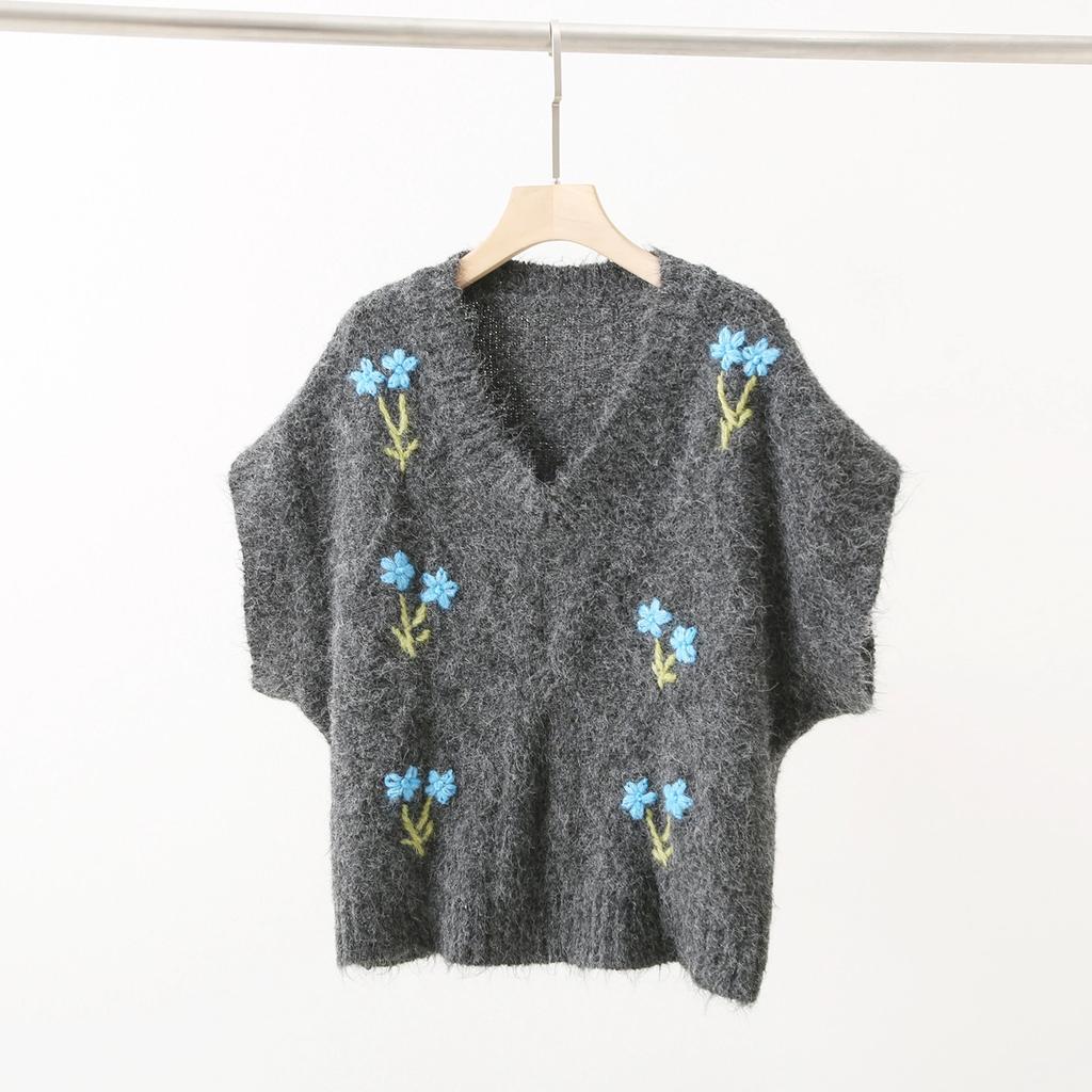 Dimanaf 2025 Autumn Women Bat Vest Sweaters Embroidered Flowers Knitting Buttons Casual Style Loose Sweater