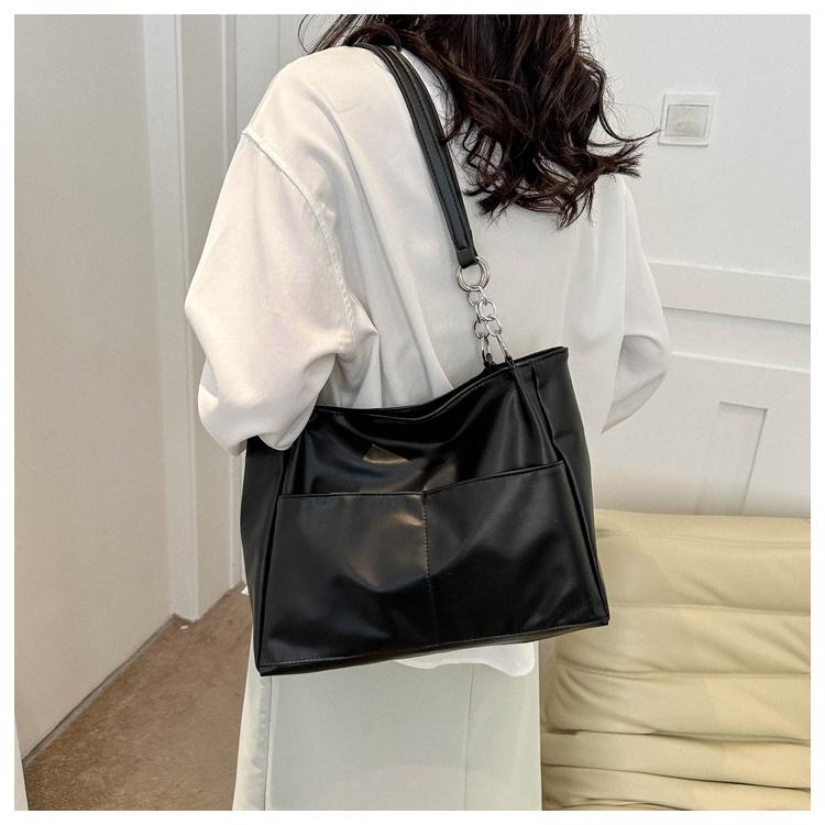 Príležitostná mäkká veľkokapacitná kabelka pre ženy Kabelky Luxusná dizajnová taška cez rameno Pu Leather Vintage Big Shopper Peňaženky 2023