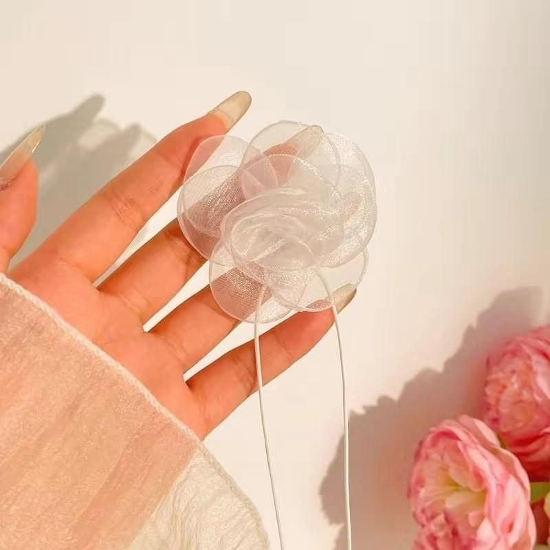 French Retro Rose Necklace with Satin Velvet Hair Rope Design