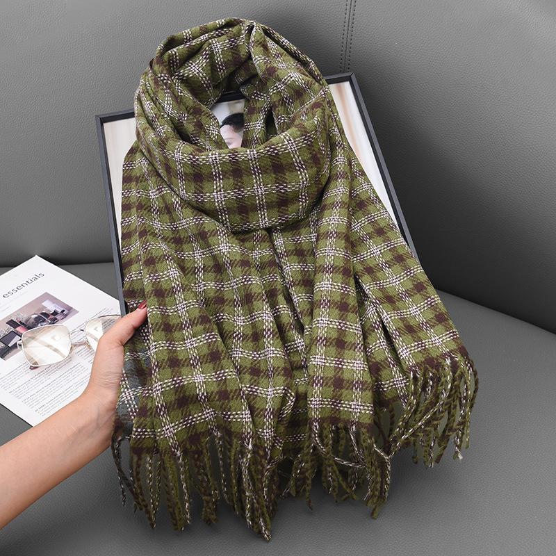 Ins Retro Green Plaid Cashmere Scarf Women'S Christmas Gift Warm Versatile Scarf Men