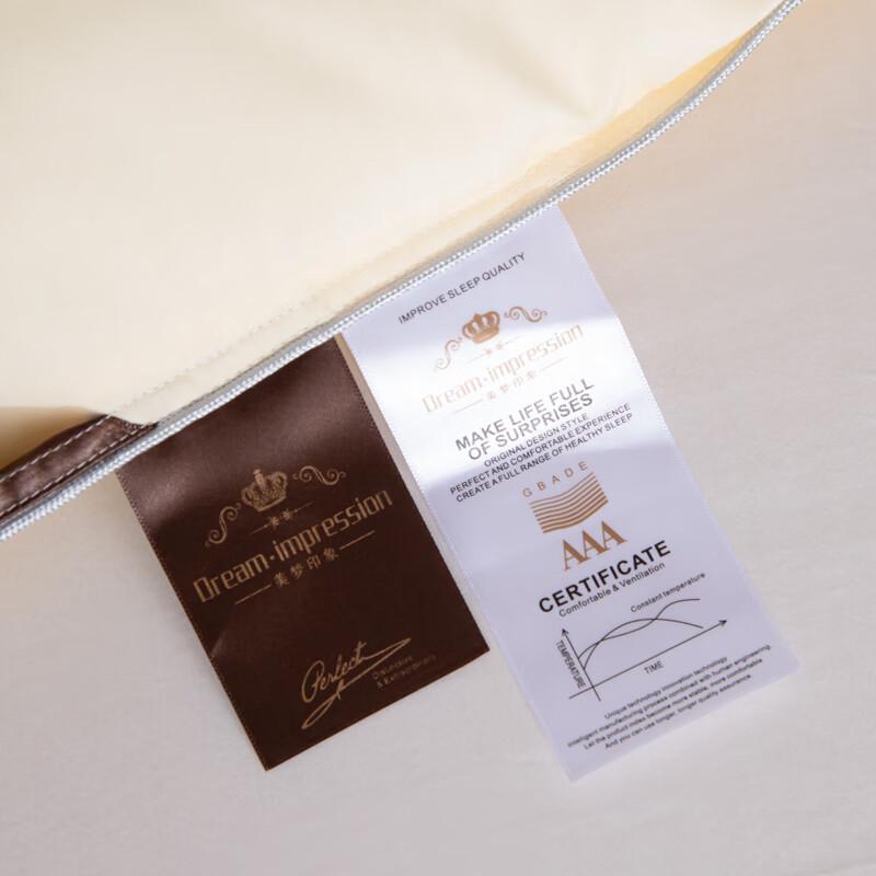 Hotel Collection All-Season Polyester Fiber Duvet