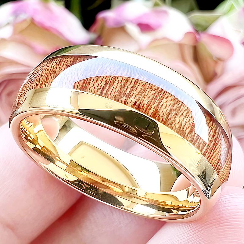 Men's 8mm Fashion Gold Wood Grain Ring With Redwood Inlay Comfortable Fit Stylish Jewelry Band For Daily Wear