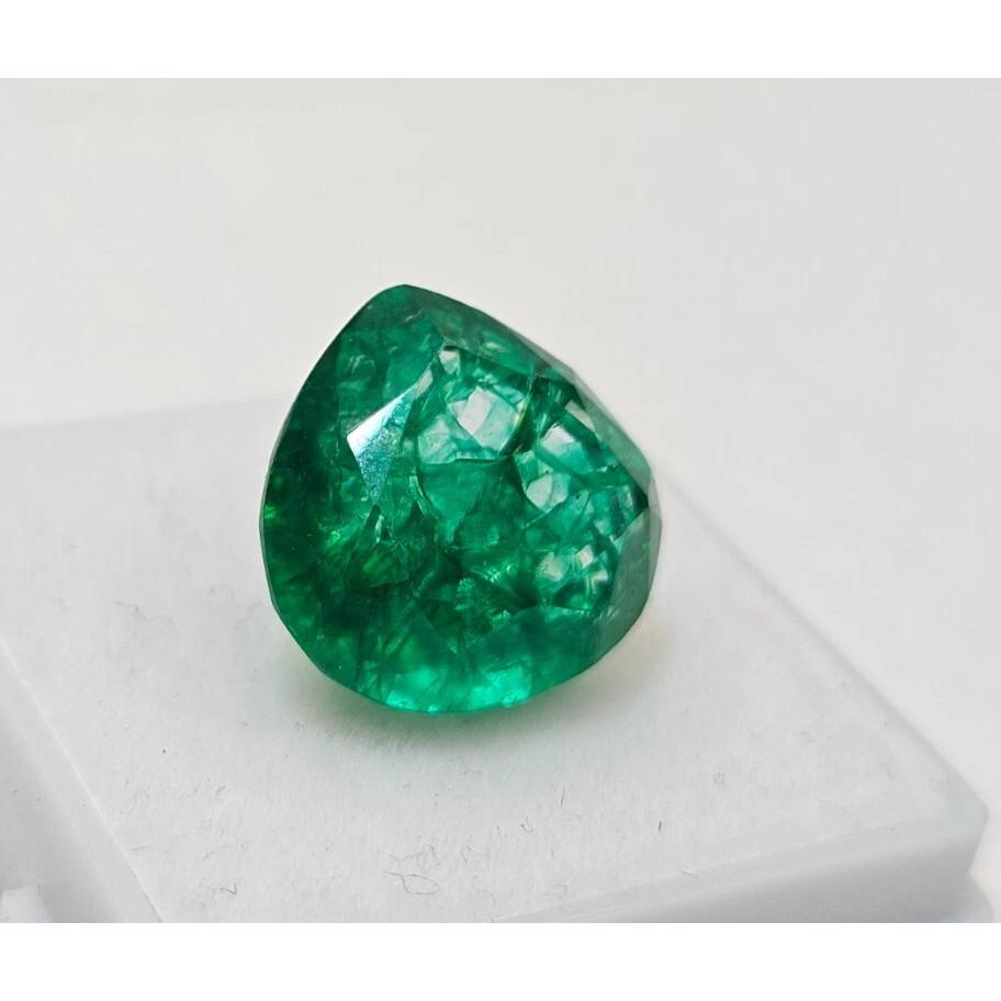 Emerald Green Natural 10-11 Ct Pear Cut Stunning Certified Loose Gemstone