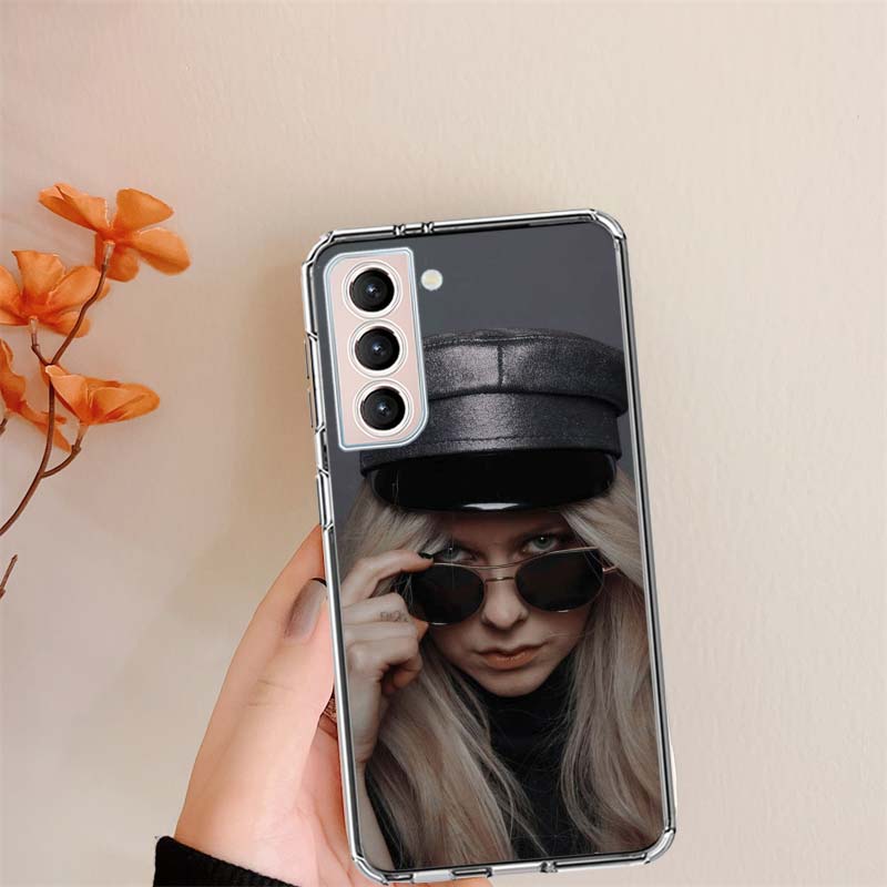 Sängerin Avril Lavigne Klare Handyhüllen für Samsung S26 Ultra Galaxy S25 Edge S24 S23 FE S21 Plus S20 S22 S10 Hülle Gemustert Com