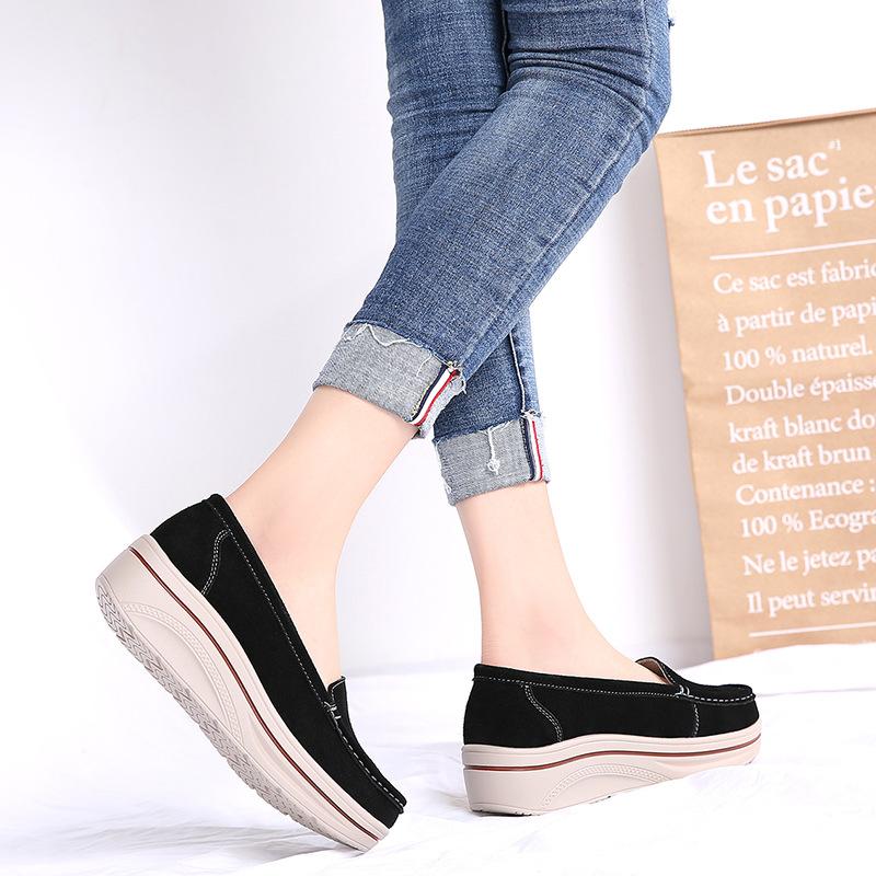 Nye fritidssko for kvinner Slip On Loafers Mote Komfortabel pustende kvinnelig plattform Høydeøkende fottøy