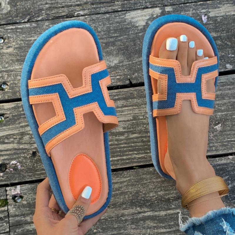 

Новые модные тапочки, женские пикантные сандалии на плоской подошве, повседневные женские пляжные тапочки на песке, элегантные тапочки с открытым носком, женские тапочки 43