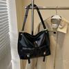 Casual Commuting Large-capacity Bag Women's New Fashion Versatile Shoulder Messenger Bag Tote Bag