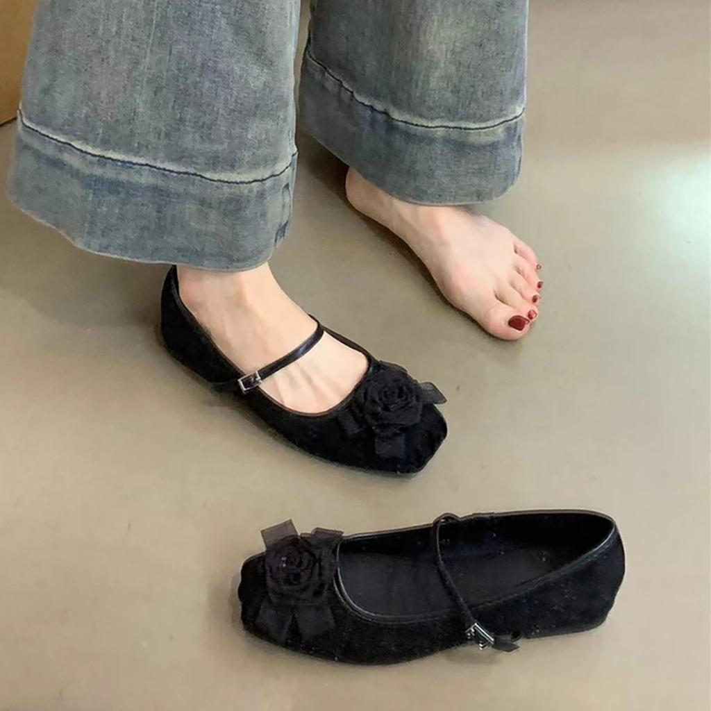2026Fashion Comfortable New Chinese Flower Gentle Wind Shallow Mouth Shoes for Women New Square Head Flat Bottom Mary Jane Shoes