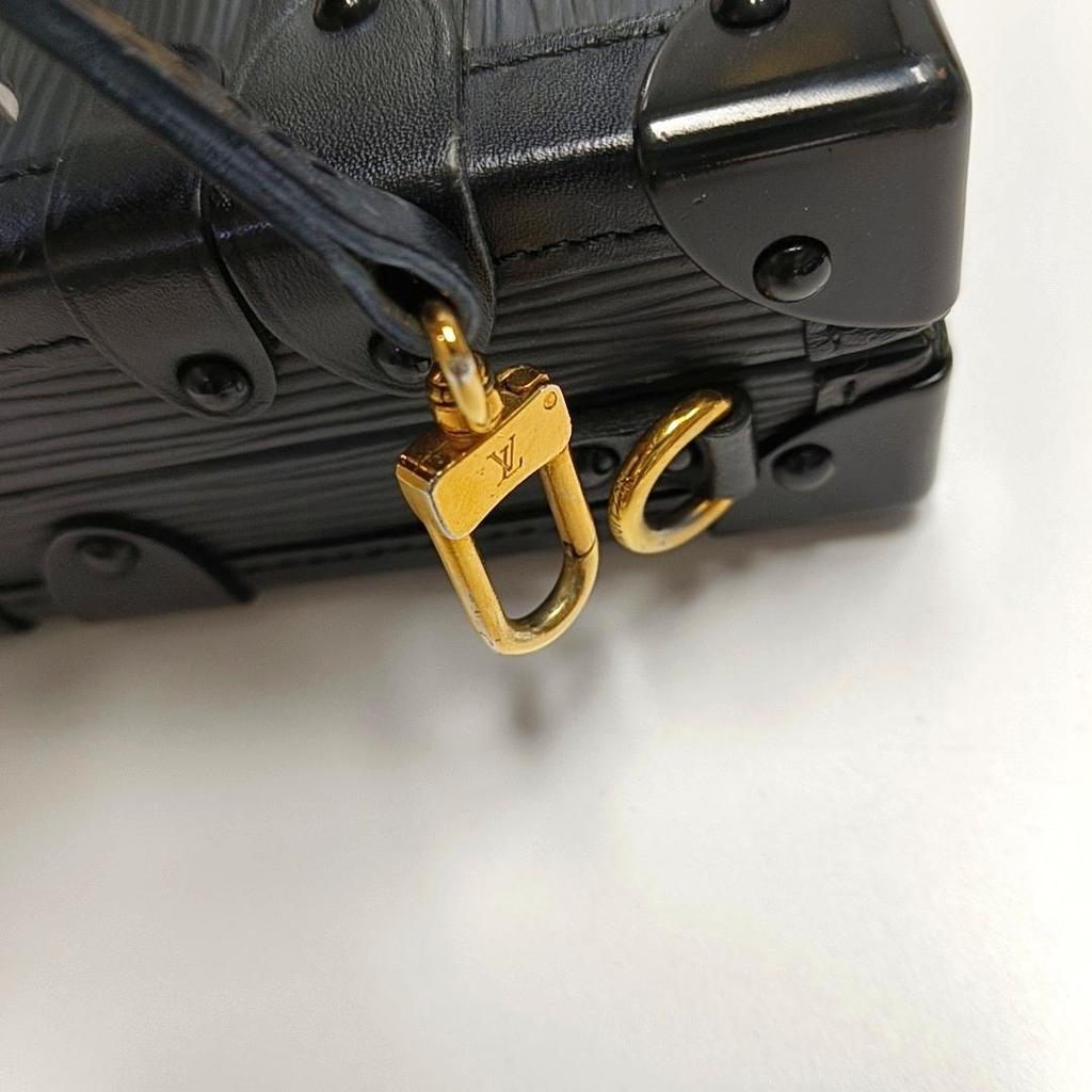 [Pre-Owned] Petite Malle Chain Scarf Bag With Detachable Adjustable Shoulder Strap Epi Leather Hard Case Clutch Crossbody Shoulder Bag - Good #J0EQ2Z