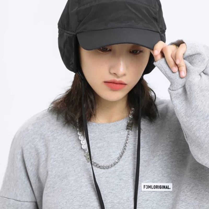 LOOKING4U The Cap Outdoor Waterproof Earmuff Cap Black
