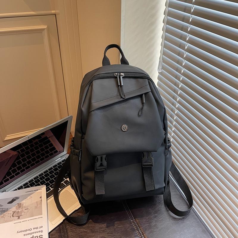

2025 autumn and winter new fashionable large-capacity bag casual texture simple backpack niche women s backpack Small чёрный