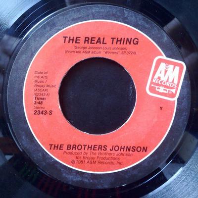 7inch Record BROTHERS JOHNSON  The Real Thing 2343S AM 1981 US SoulFunk Used