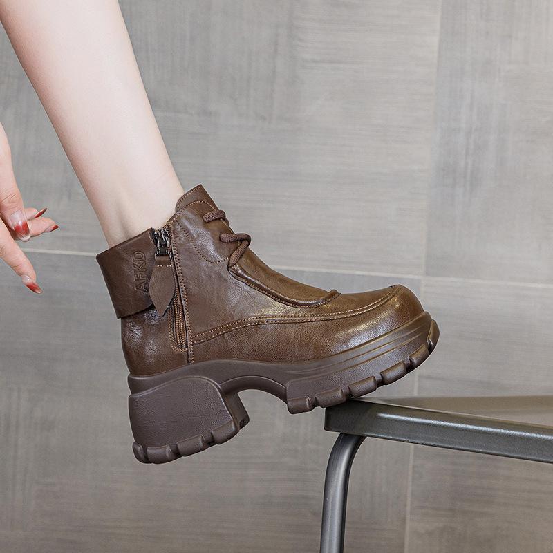 Thick soled sponge cake short boots with added velvet for women new casual and slim short boots for autumn and winter 2026