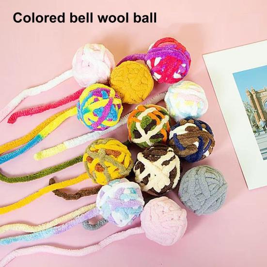 Interaktywna zabawka dla kota w kształcie kuli z dzwonkiem, odporna na zadrapania, zabawna, interaktywna, pluszowa, jasna