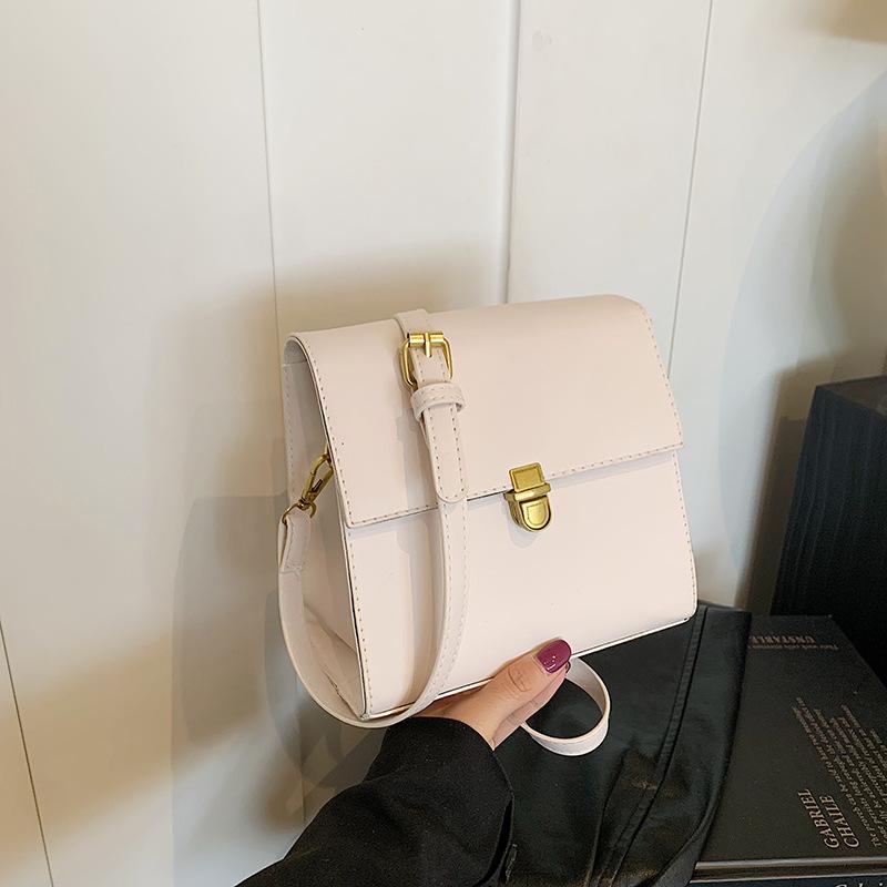Fashionable Women's Bag,  New Trendy Small Black Bag, Versatile and Compact Solid Color Commuting Crossbody Bags