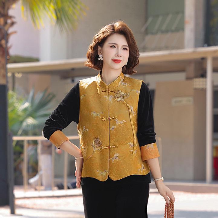 

2026 Vintage Chinese-Style Gold Velvet Three-Piece Suit for Women - Spring/Fall Mom s Collection 4XL (135-150 jin)