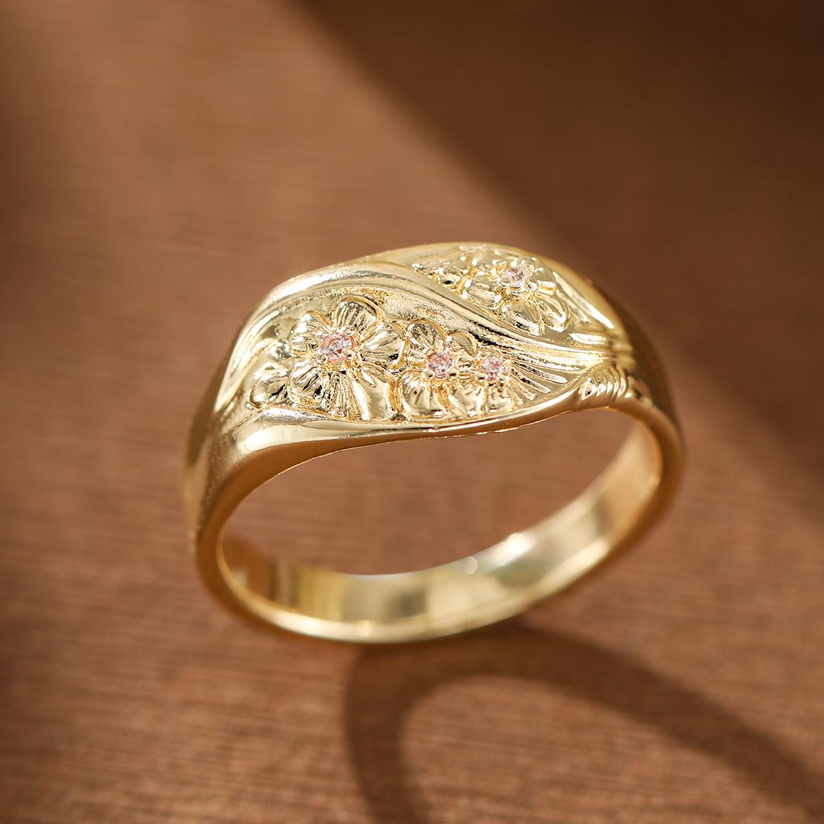 Retro-Stil Relief Blume-förmiger künstlicher Edelsteinring aus Kupfer, geeignet für Damen als Geschenk zum Einkaufen oder für Verabredungen. 8 brown