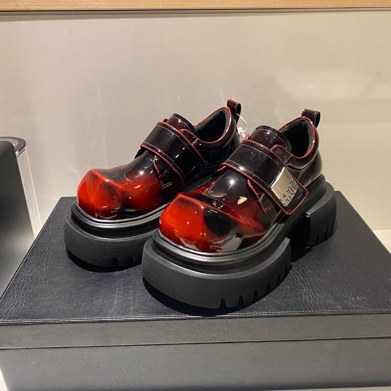 Fashion Thick Heels Loafers Women's Fashion Round Head Deep Mouth Metal Buckle Waterproof Platform Non-slip Wear-resistant Single Shoes